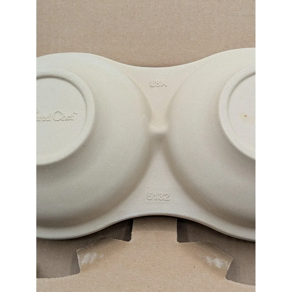 Pampered Chef Microwave Egg Cooker Stoneware 1372 Beige Double Well USA Tray